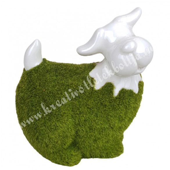 Porcelán kutya, műfüves, fehér-zöld, 11x13 cm