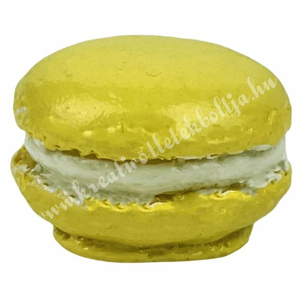 Polyresin macaron, sárga, 2x1,2 cm