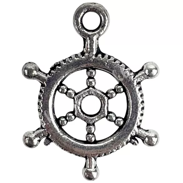 Fémmedál, hajókormány, platina, 1,5x2 cm