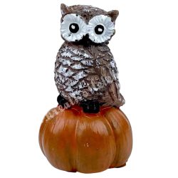 Polyresin bagoly tökön, 3,2x5 cm