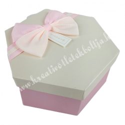 Hatszög doboz, krém-rózsaszín, masnival, 16x7 cm