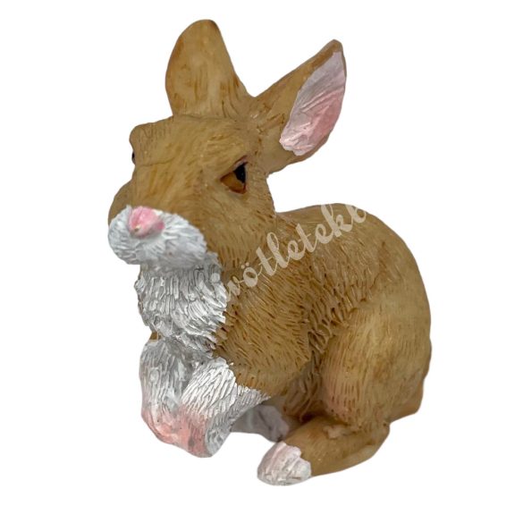Polyresin barna nyuszi, 3,5x3,5 cm