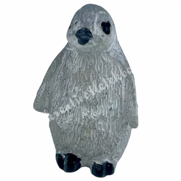 Polyresin pingvin, 1,3x2,2 cm