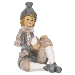 Ülő polyresin kisfiú labdával, 8,5x10,5 cm