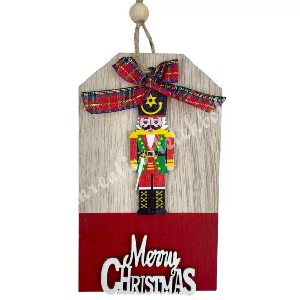 Akasztós fa dísz, diótörővel, 7,5x12,5 cm 