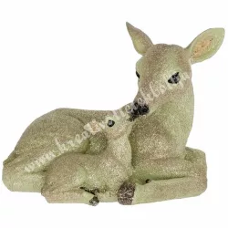 Polyresin őzike gidával, pezsgő, csillámos, 18,5x14,5 cm