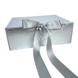 Delux ajándékdoboz, ezüst, 22x17x8 cm