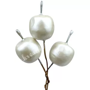 Betűzős alma, gyöngyház fehér, 2x3 cm, 3 db/csokor