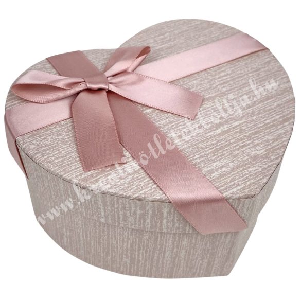 Szív alakú doboz, rózsaszín, 15x13x7 cm