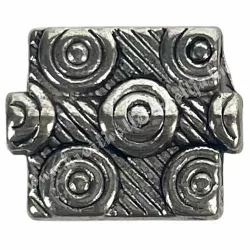 Fémköztes, platina, 1,2x1,1 cm  