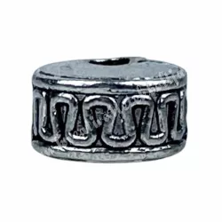 Fémköztes, platina, 0,7x0,5 cm  