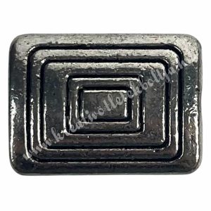 Fémköztes, platina, 1,5x1,1 cm  