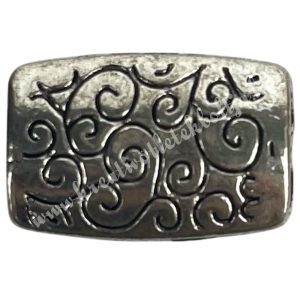 Fémköztes, platina, 1,5x1 cm  