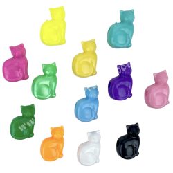 Fűzhető műanyag cica, 1,5x2,2 cm