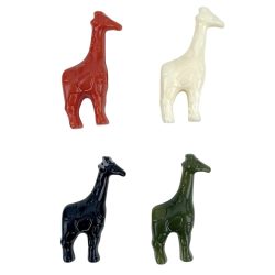 Fűzhető műanyag zsiráf, 1,5x2,5 cm