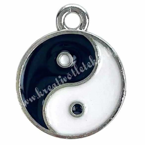 Fémmedál, yin-yang, 1,5x1,7 cm