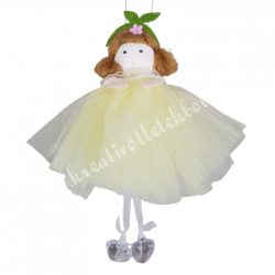 Akasztós kislány, sárga tüllruhában, 9x16,5 cm
