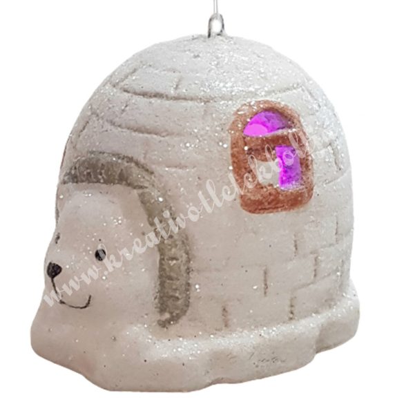 Akasztós iglu jegesmedvével, LED-világítással, 6,5x7 cm